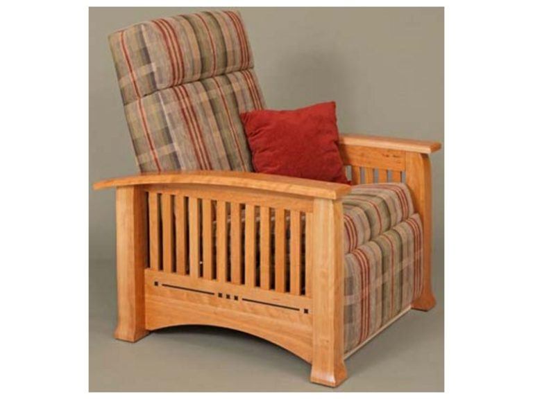 Amish Shiloh Wall Hugger Chair