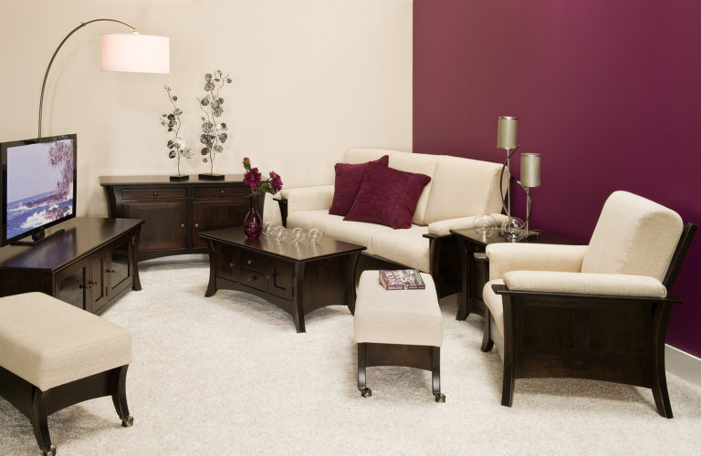 Amish Caledonia Family Room Collection