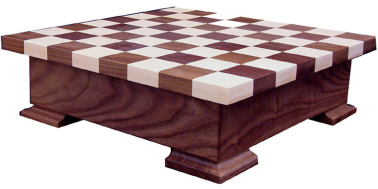 Custom Checkerboard with Base - Maple / Walnut
