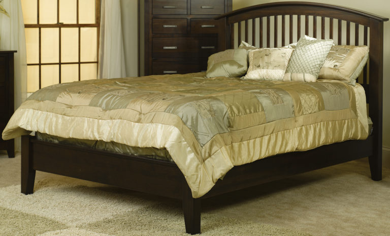 Amish Cambrai Mission Low Footboard Bed