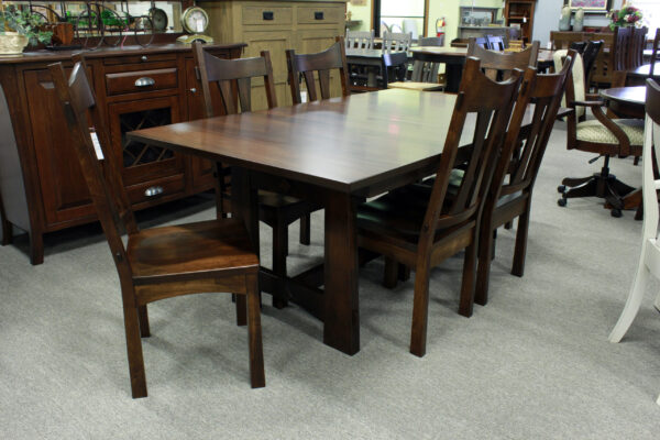 Amish Trenta Dining Table Set In Stock