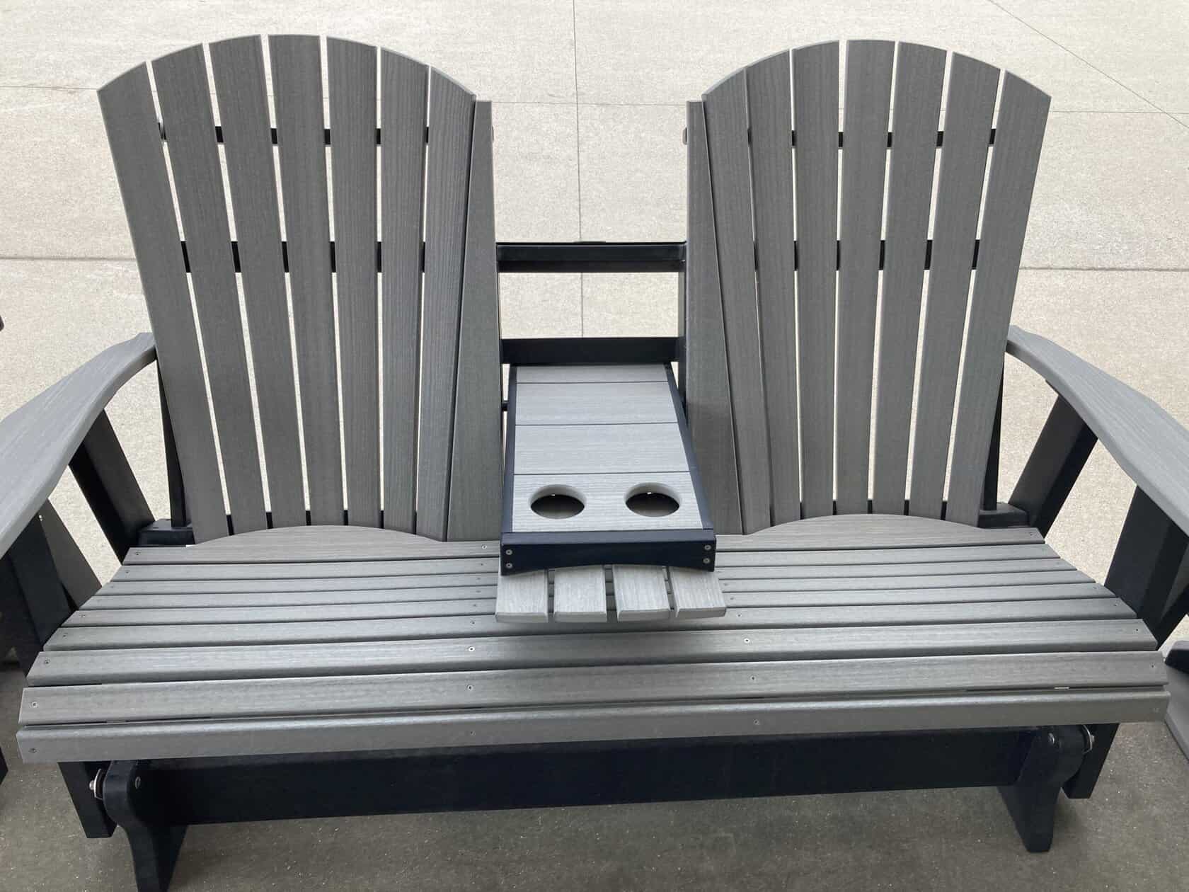 Custom 5' Classic Glider with Fold Down Cupholder