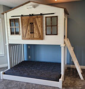 Amish made Bedroom Furniture featuring Custom Pond Manor Bunkbed